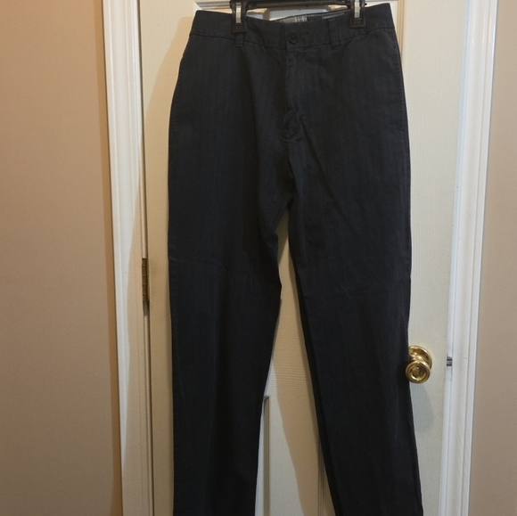 Fossil Men’s Straight Leg Chinos | Size 30x32 Black - Picture 1 of 9